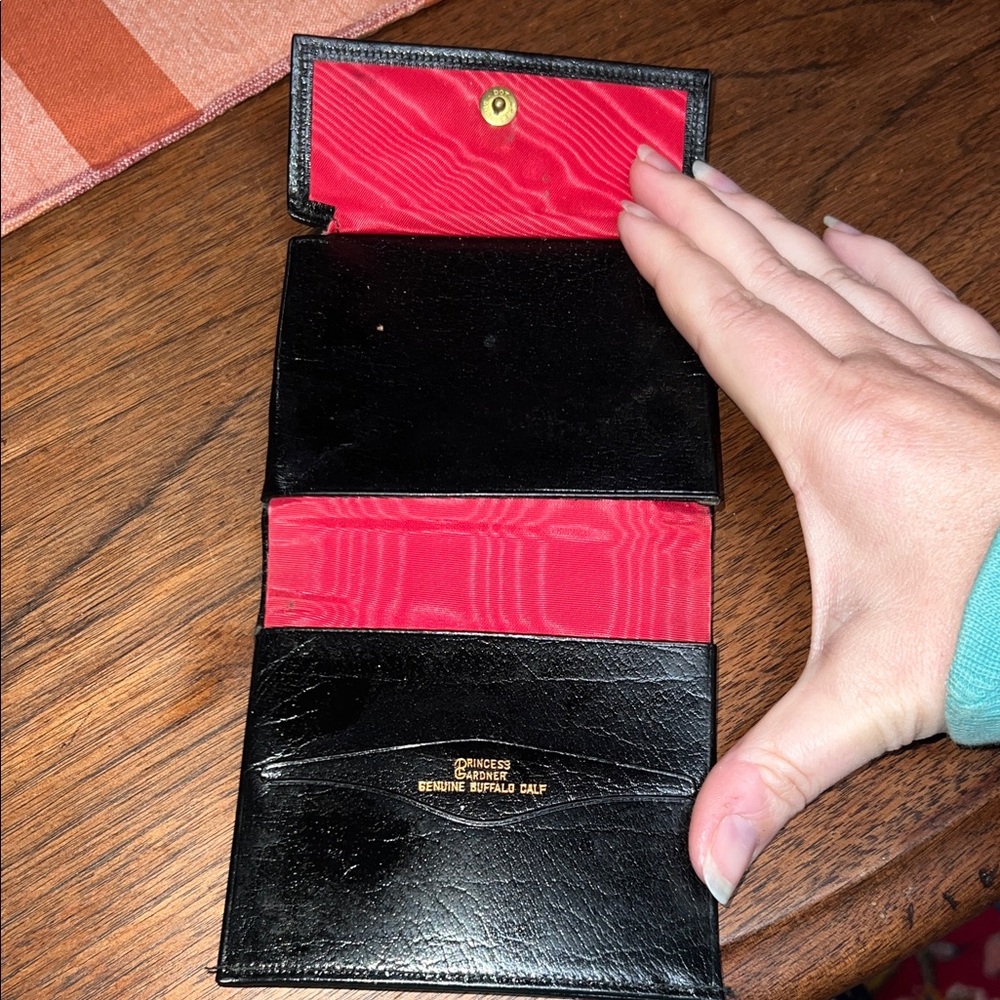 Vintage Princess Gardner Coin Purse - Picture 4 of 9